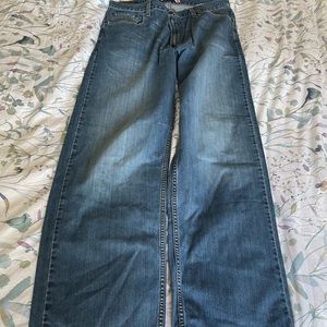 Levis men’s jeans